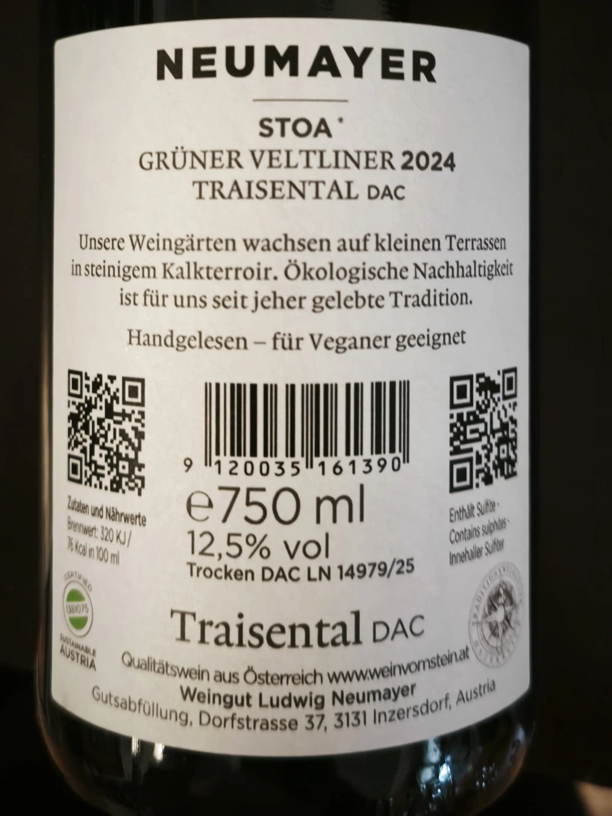 Zadní etiketa – Grüner Veltliner DAC "STOA"